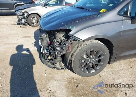 2021 Chrysler Pacifica Touring из США, поврежденный, VIN 2C4RC1FG6MR561436